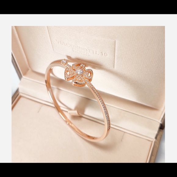 Flower bangle - Picture 6 of 6